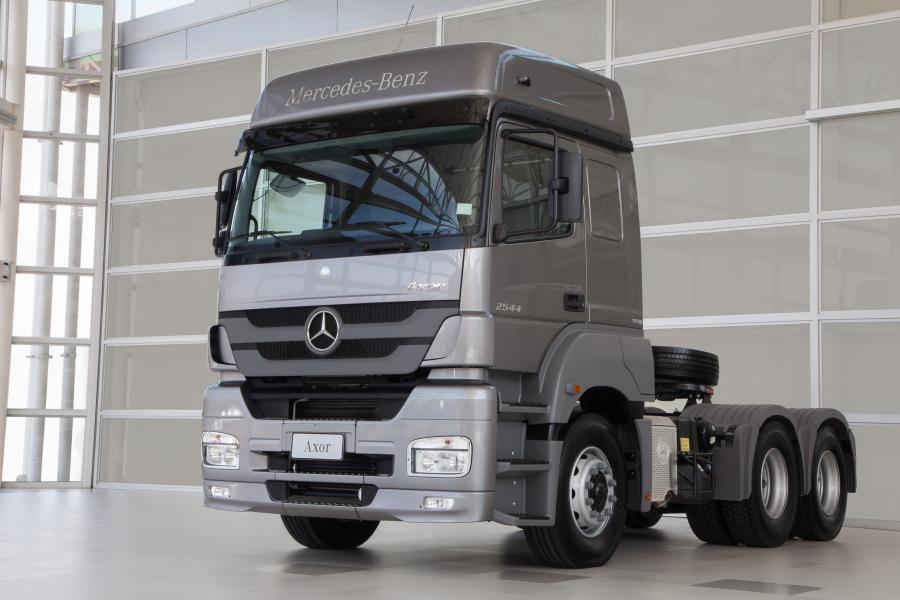  Mercedes-Benz Axor 2544 6x2 2011 года  (BR) (фото 3 из 5)